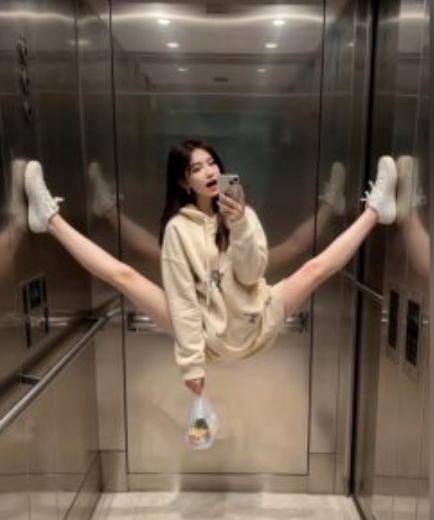 AI生成电梯一字马美女制作教程，条条流量上万，别再在外面被割韭菜了，全流程实操| 鹿鸣网创